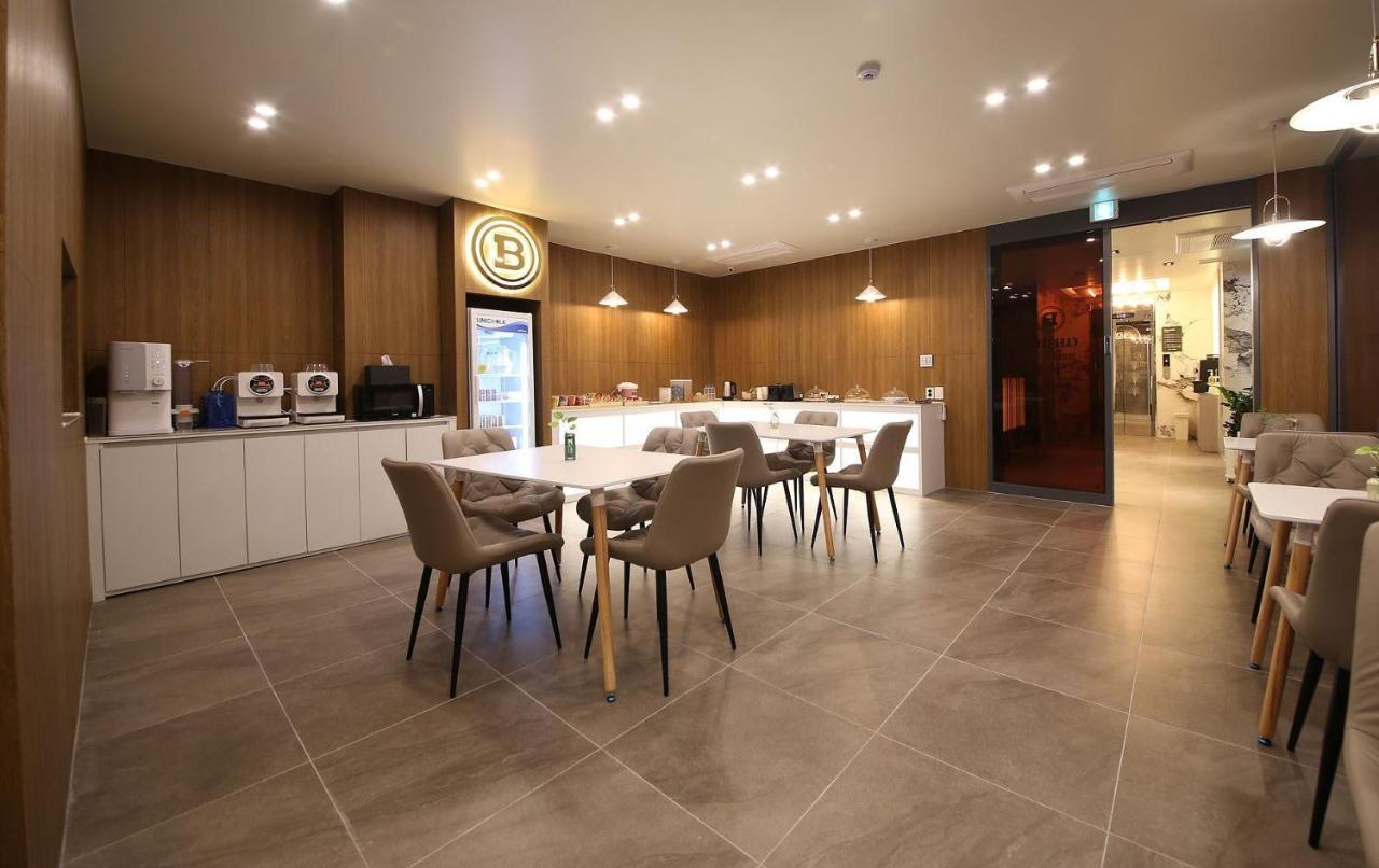 Brown Dot Hotel Sinan Gwangju Metropolitan City Zewnętrze zdjęcie