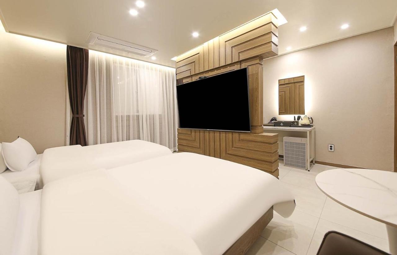 Brown Dot Hotel Sinan Gwangju Metropolitan City Zewnętrze zdjęcie