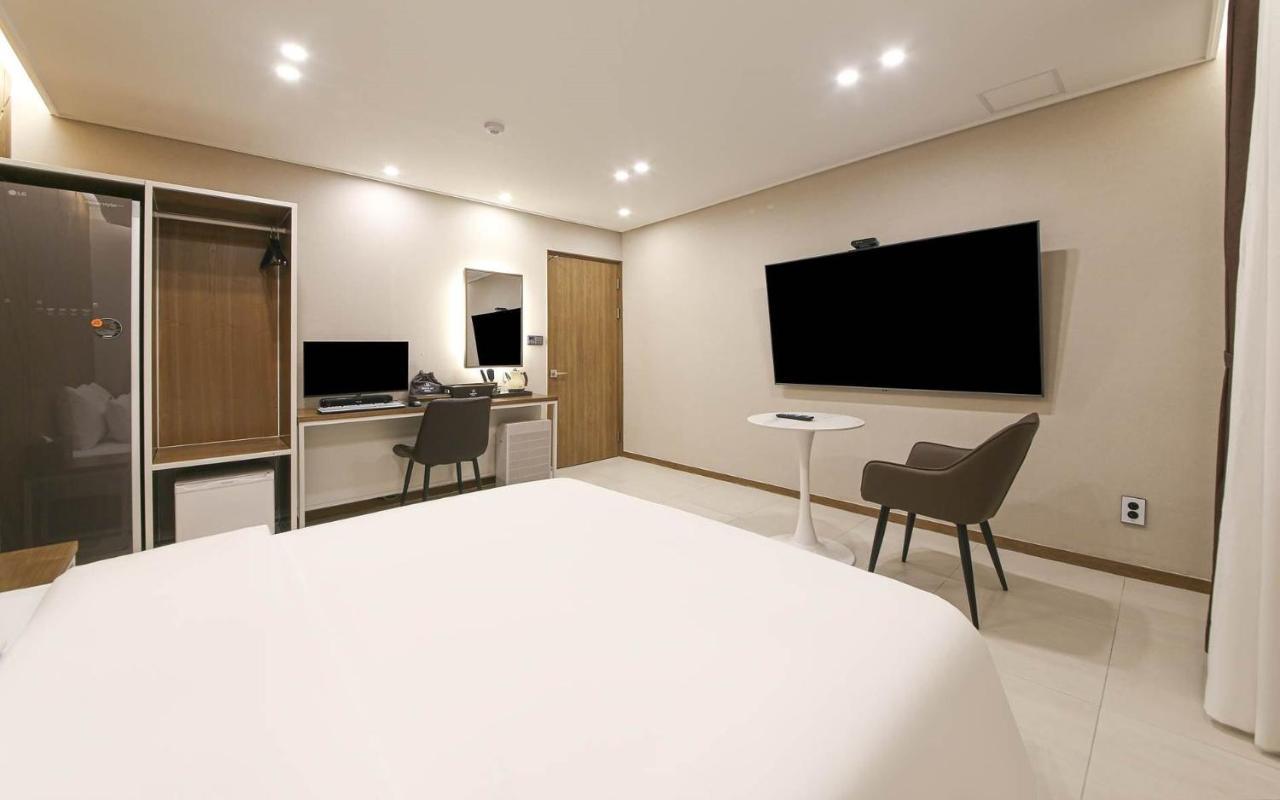 Brown Dot Hotel Sinan Gwangju Metropolitan City Zewnętrze zdjęcie