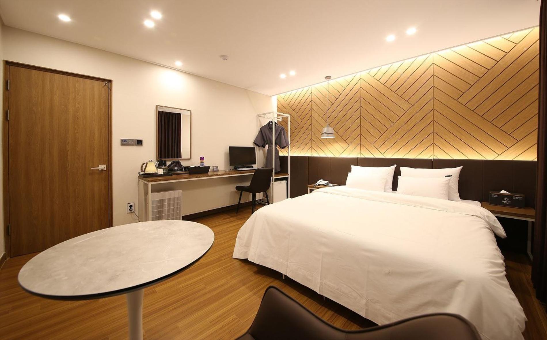 Brown Dot Hotel Sinan Gwangju Metropolitan City Zewnętrze zdjęcie