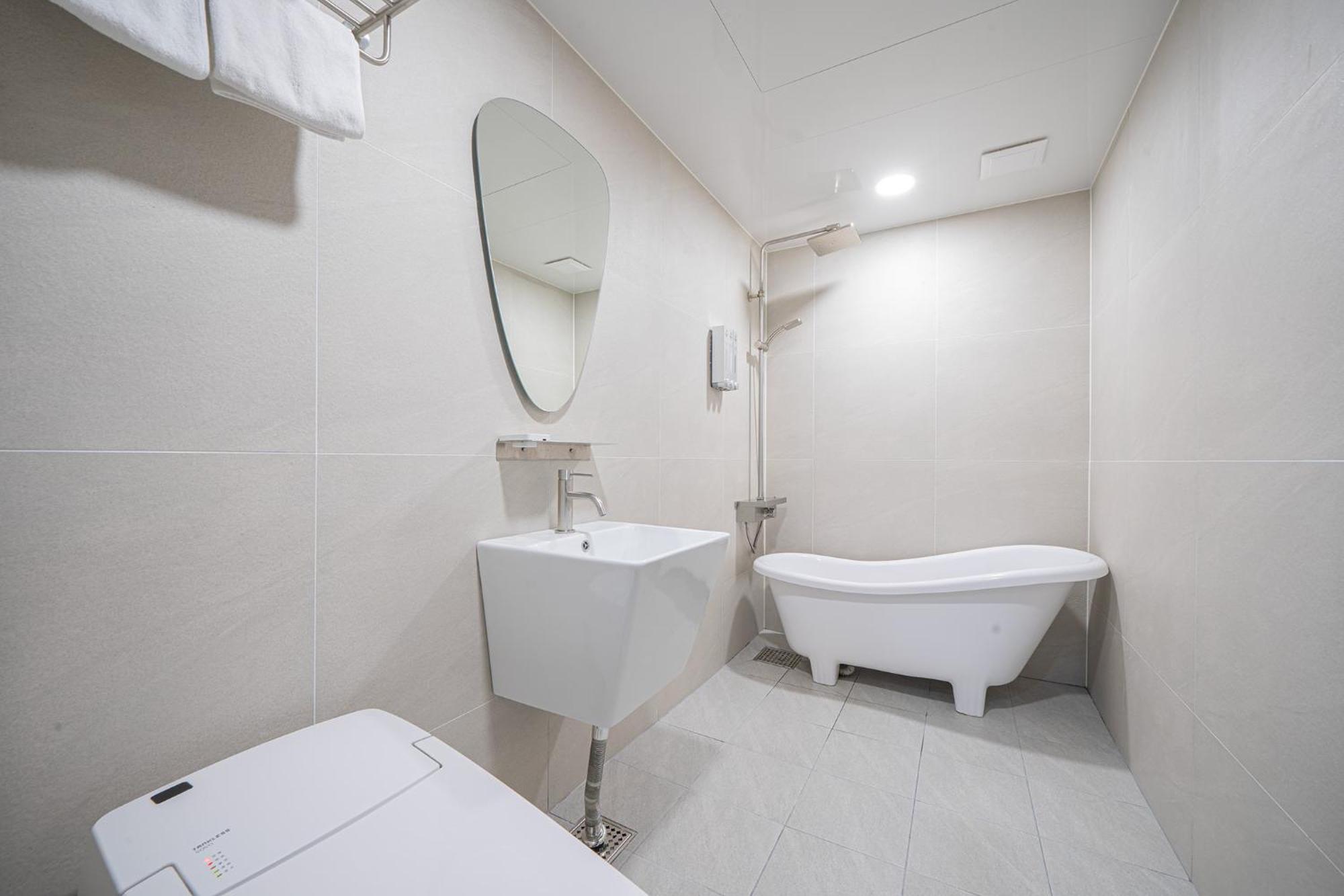 Brown Dot Hotel Sinan Gwangju Metropolitan City Zewnętrze zdjęcie