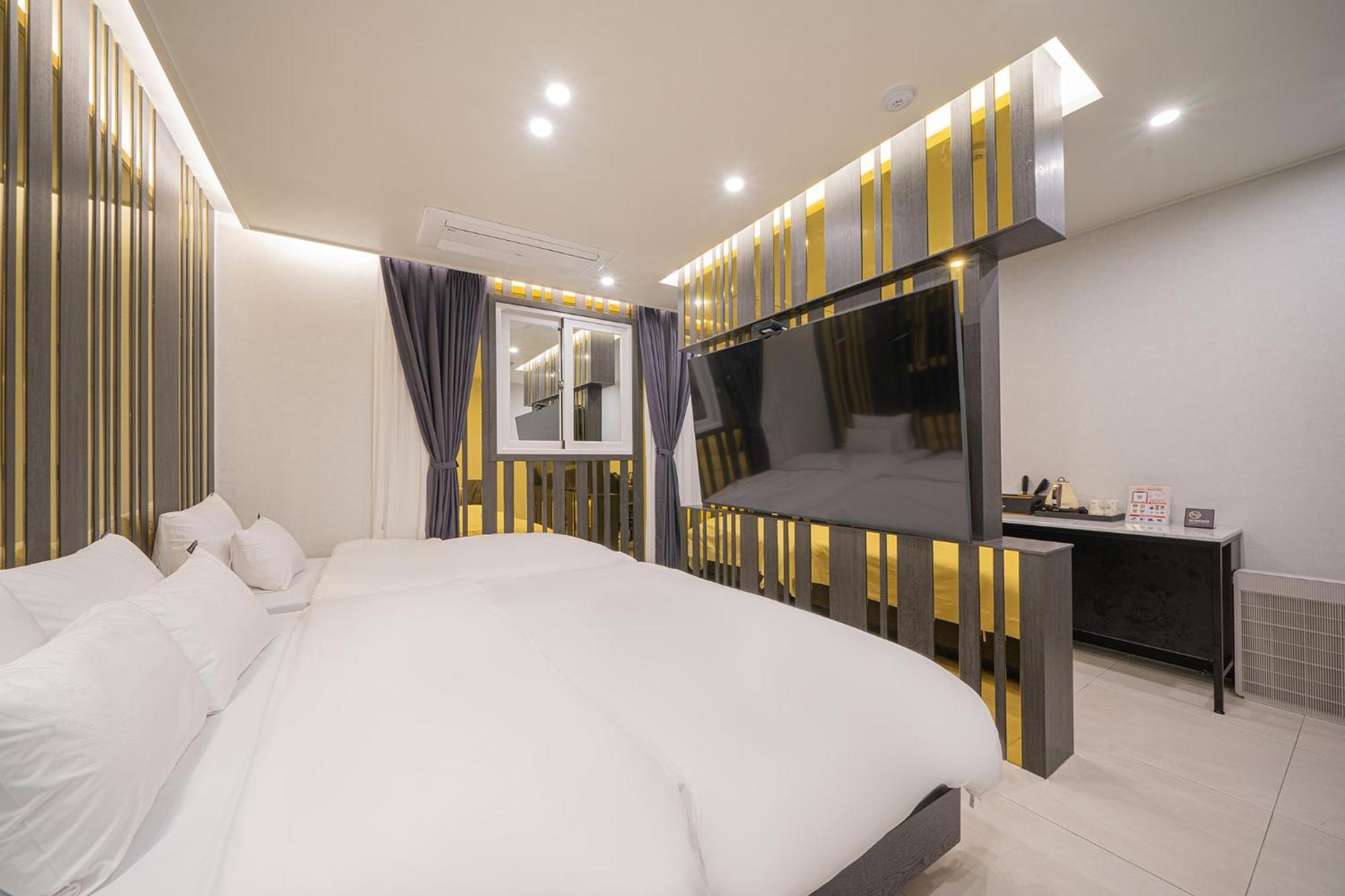 Brown Dot Hotel Sinan Gwangju Metropolitan City Zewnętrze zdjęcie