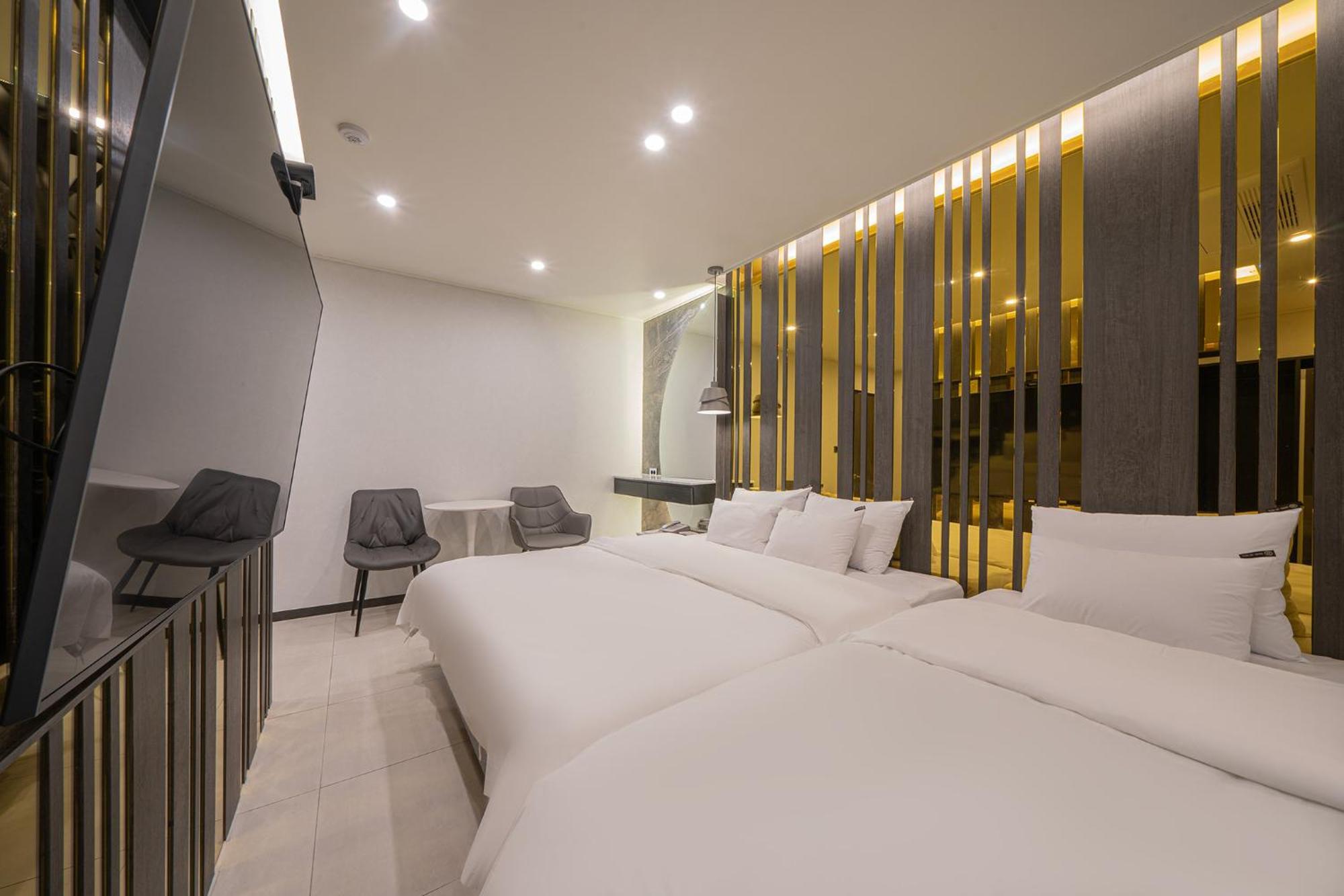 Brown Dot Hotel Sinan Gwangju Metropolitan City Zewnętrze zdjęcie